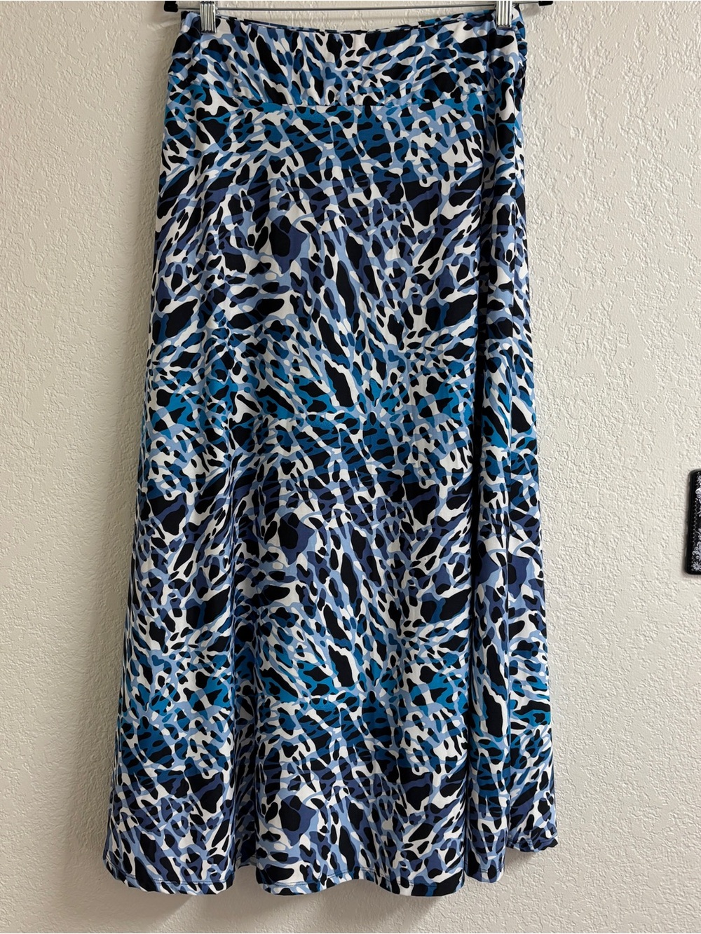 Robert Louis Blue Animal Print Maxi Skirt L Boho Resort Y2K - Picture 3 of 10